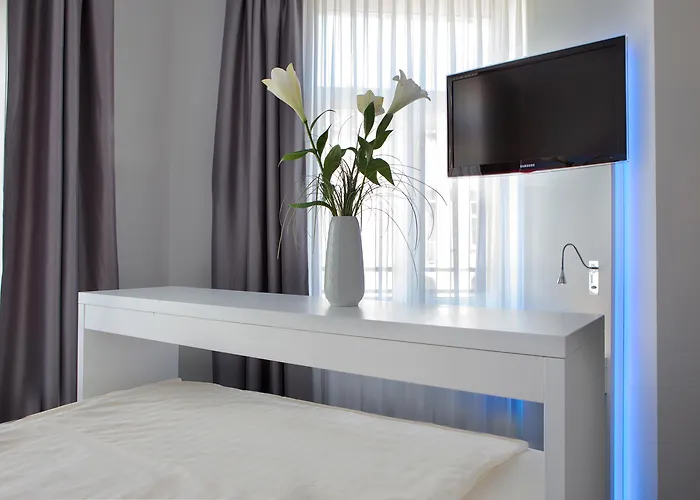 Hotel Grand Downtown - Frankfurt Station - Boutique Design 4*