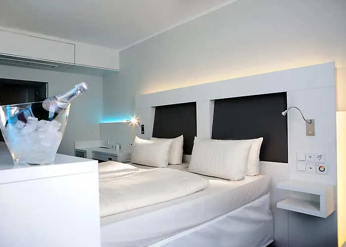 Hotel Grand Downtown - Frankfurt Station - Boutique Design 4*