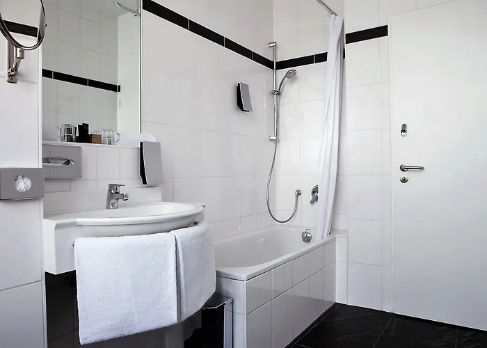 Grand Downtown - Frankfurt Station - Boutique Design 4* Frankfurt am Main