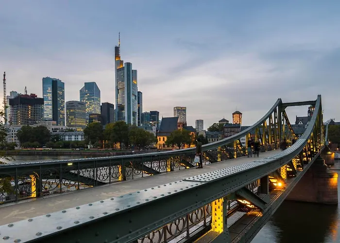 Hotel Grand Downtown - Frankfurt Station - Boutique Design